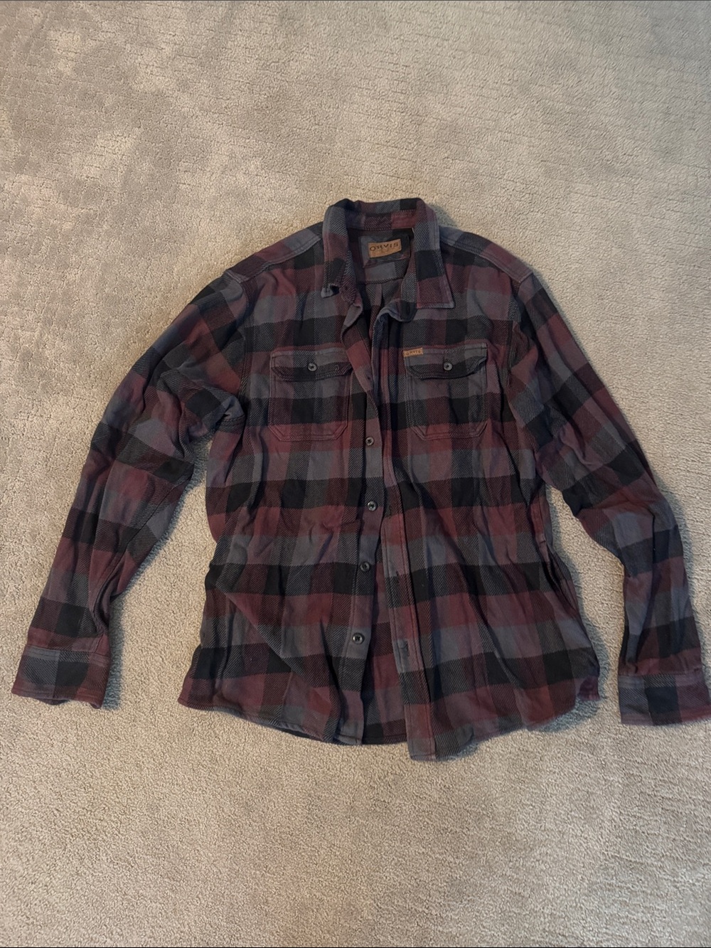 Orvis Men's Plaid Button-Up Shirt in Black and Burgundy XL